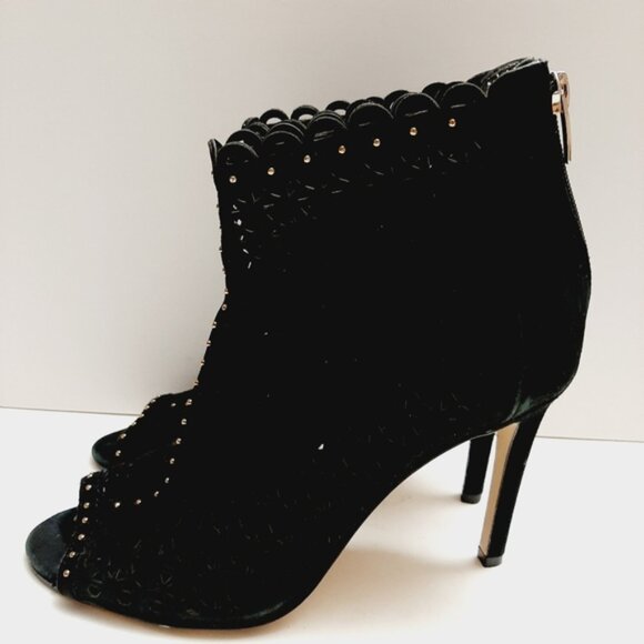 MARC FISHER Peep-Toe Stiletto Heel Ankle Bootie Perforated Black Suede Sz 8.5 M - Picture 9 of 16
